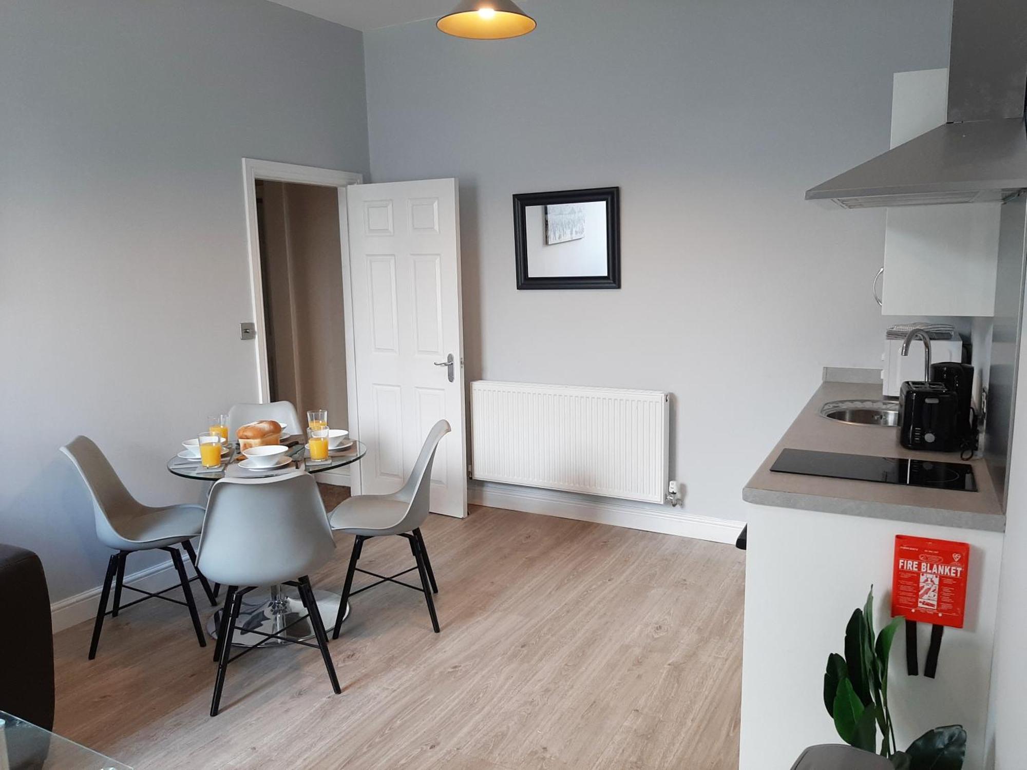 Malton Central Apartments Номер фото